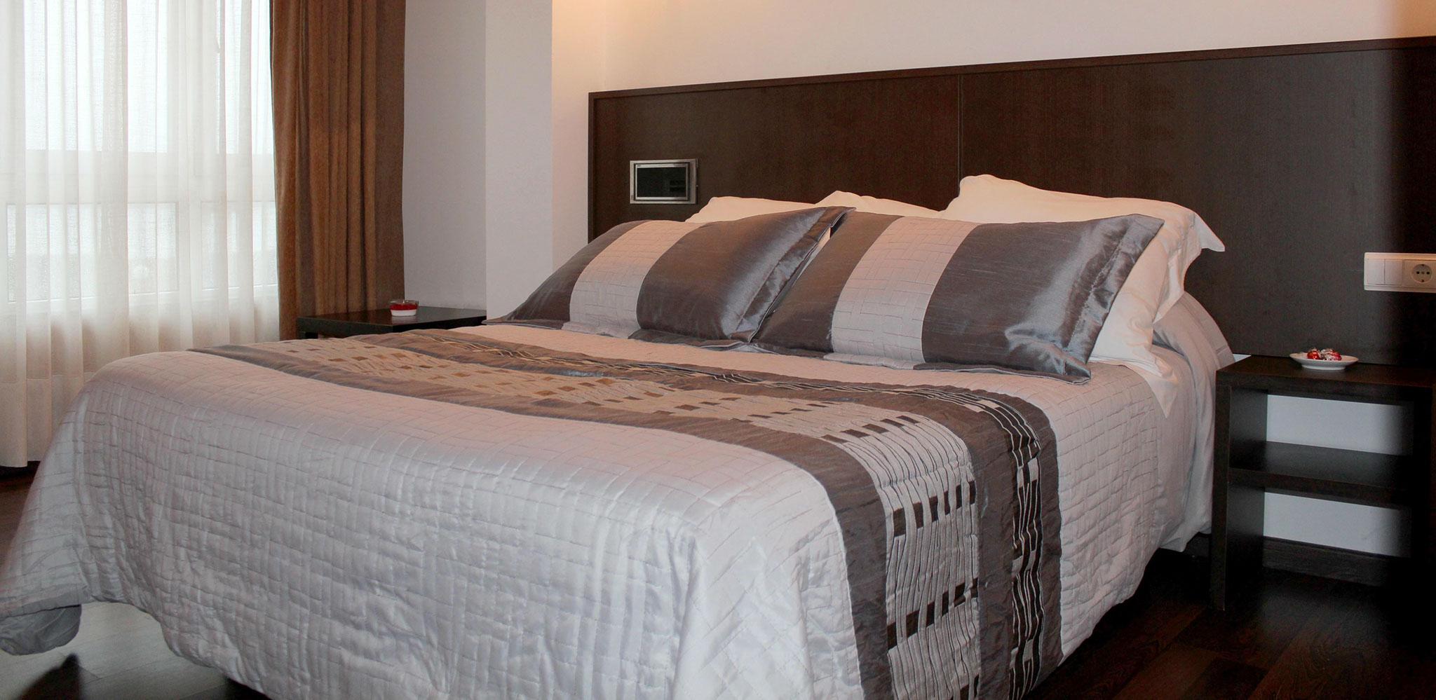 Hotel Park Нойя Екстер'єр фото
