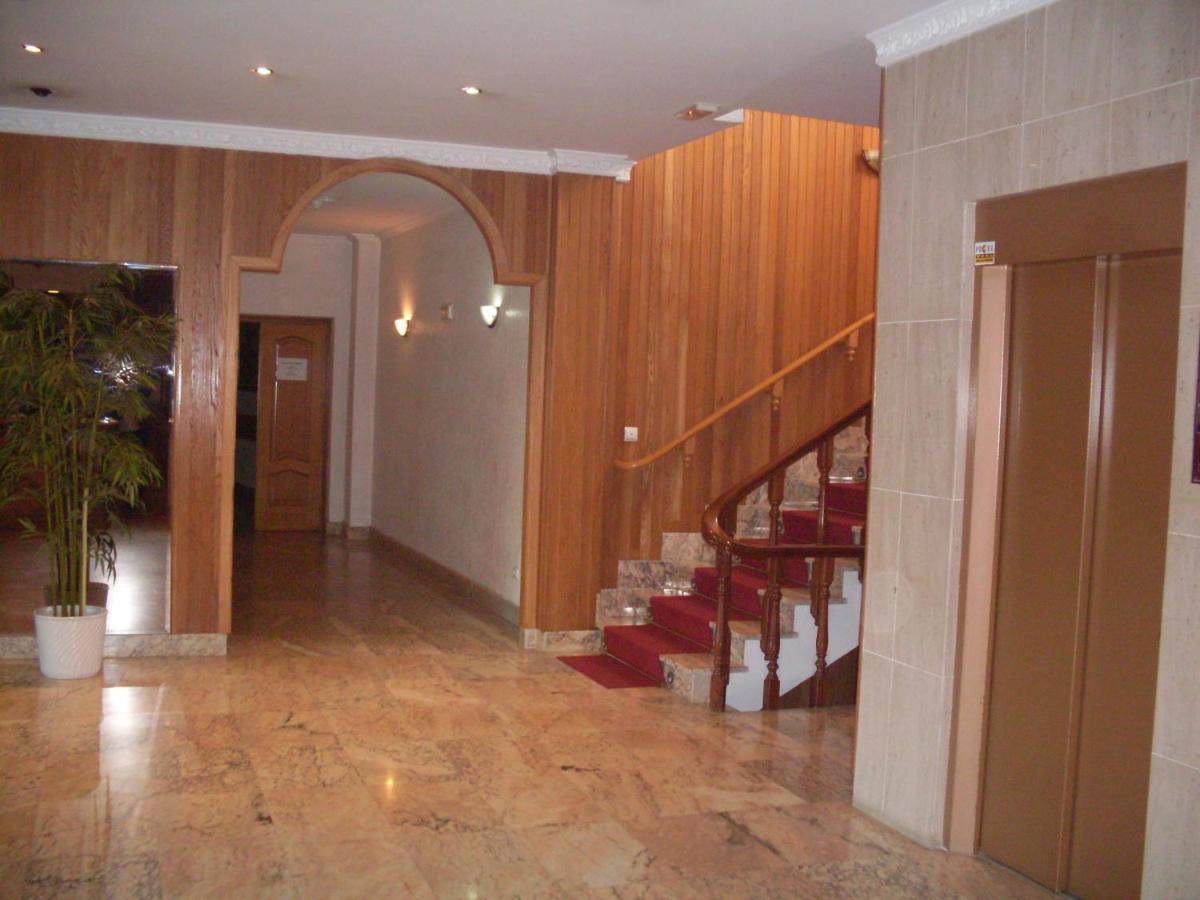 Hotel Park Нойя Екстер'єр фото